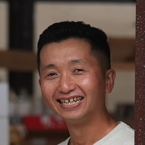 金子久登己
